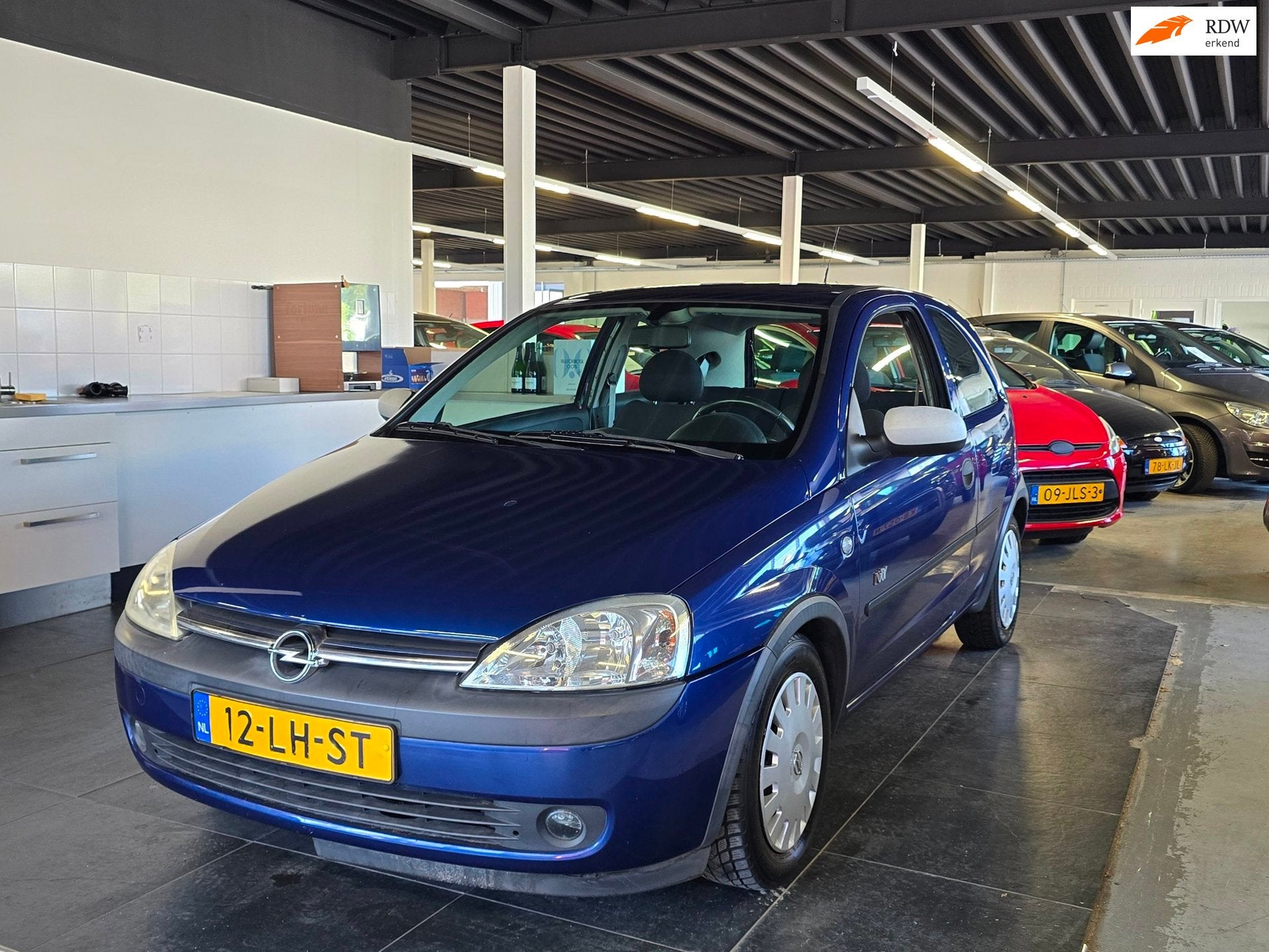 Opel Corsa 1.4-16V Njoy/AUTOMAAT/AIRCO/N.A.P/, Zwart, 4 cilinders, Blauw, 1389 cc