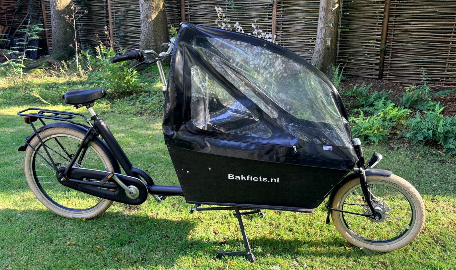 Mooie, Nette bakfiets,nl met regenkap en bankje, Gebruikt, Huif, 2 kinderen, Trommelrem