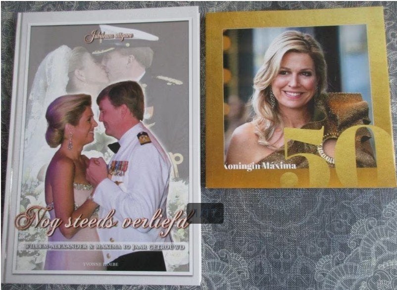 4 x Koninklijk Huis - Nog steeds verliefd / Maxima 50 /dvd, Ophalen of Verzenden, Gebruikt, Nederland, Tijdschrift of Boek