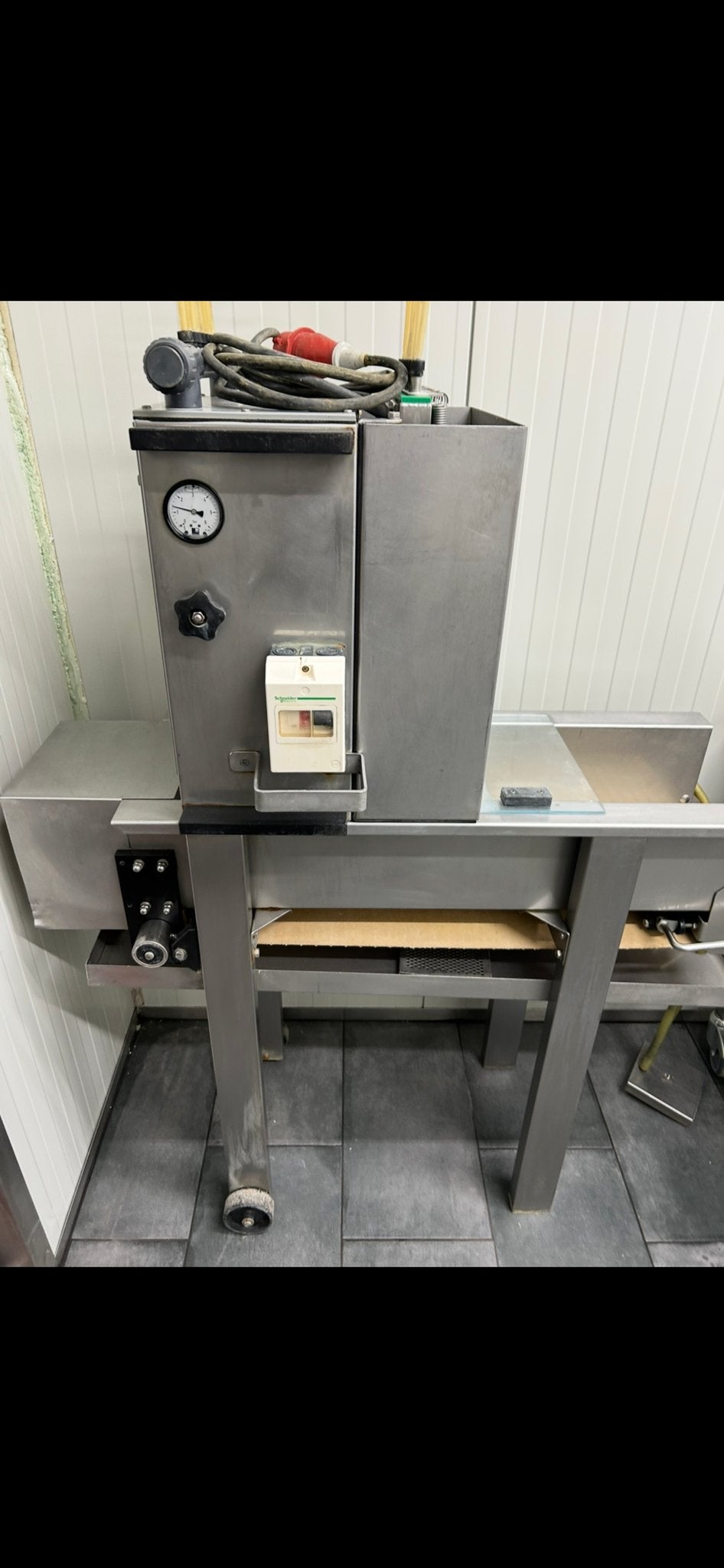 Slagerij Pokomat Pekelinjector Vleesinjector, Ophalen, Gebruikt