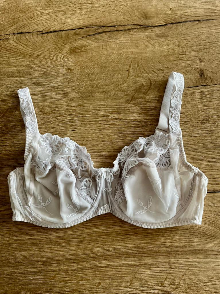 Prima donna 90D full cup ivoor met borduur wit bloem, Overige kleuren, Verzenden, BH