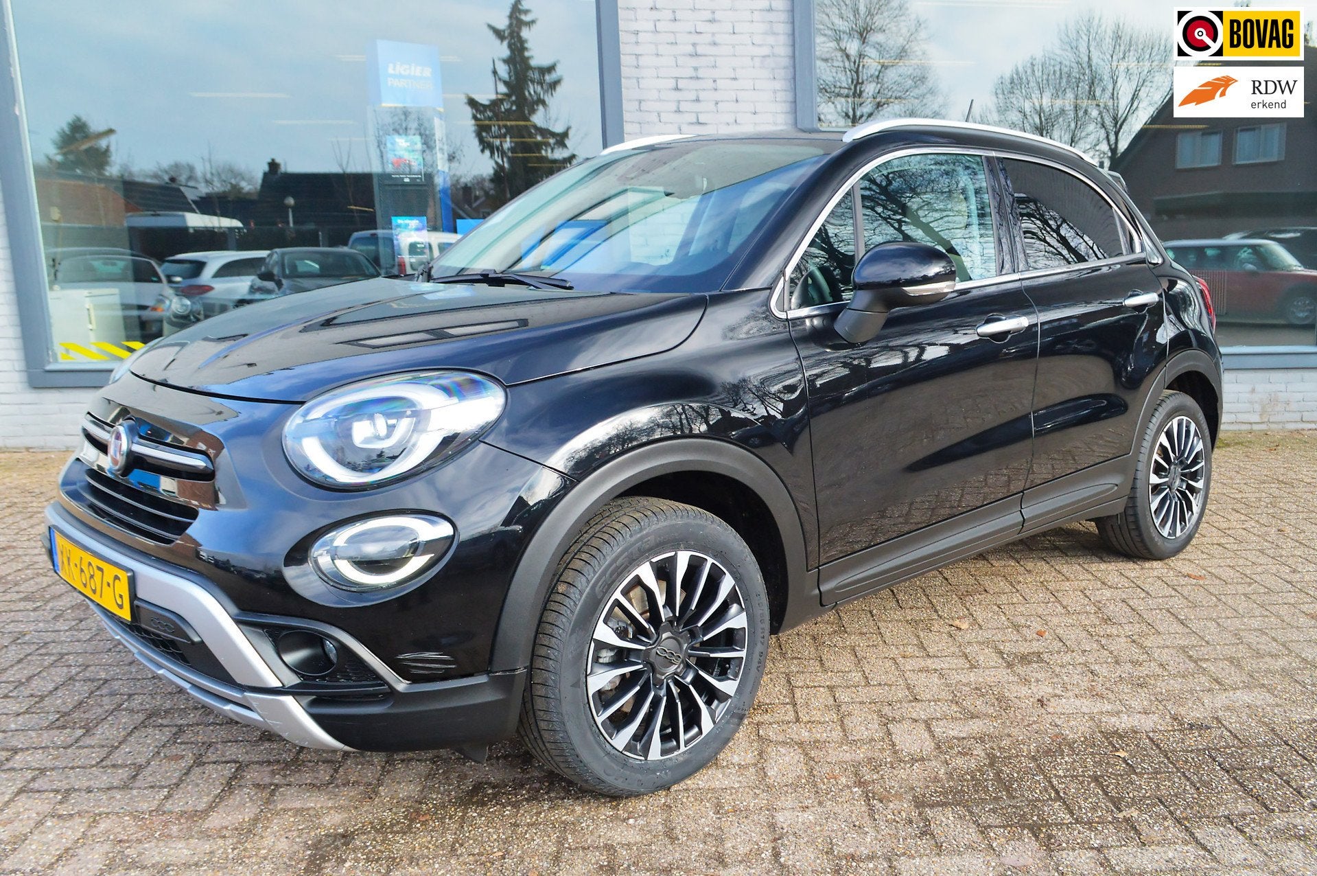 Fiat 500 X Cross 1.3 GSE City Cross AUTOMAAT|NAVI|PARKEERSEN, Auto's, Fiat, Stof, 4 cilinders, 500X, Zwart