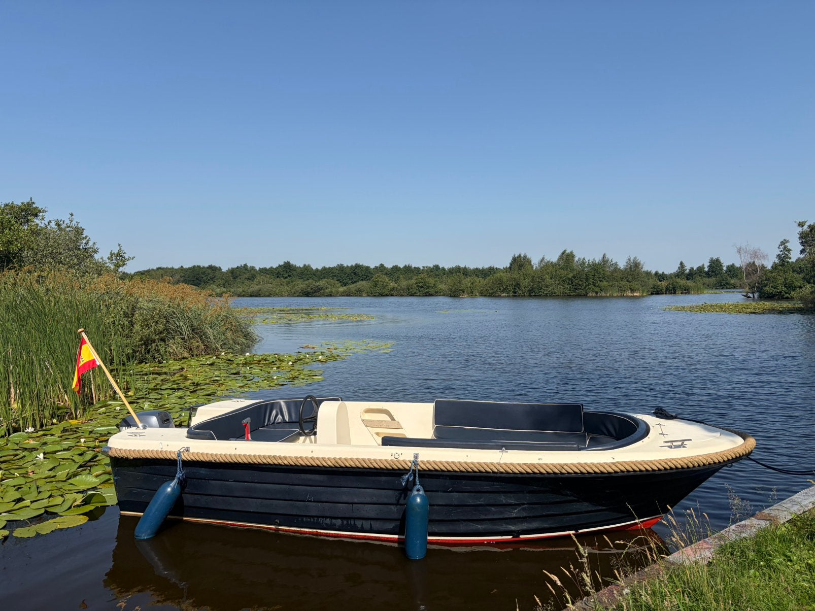 Oud Huyzer 500 sloep met Yamaha 9.9 pk 4-takt – Vaarklaar, Ophalen, Zo goed als nieuw, Buitenboordmotor, Anker