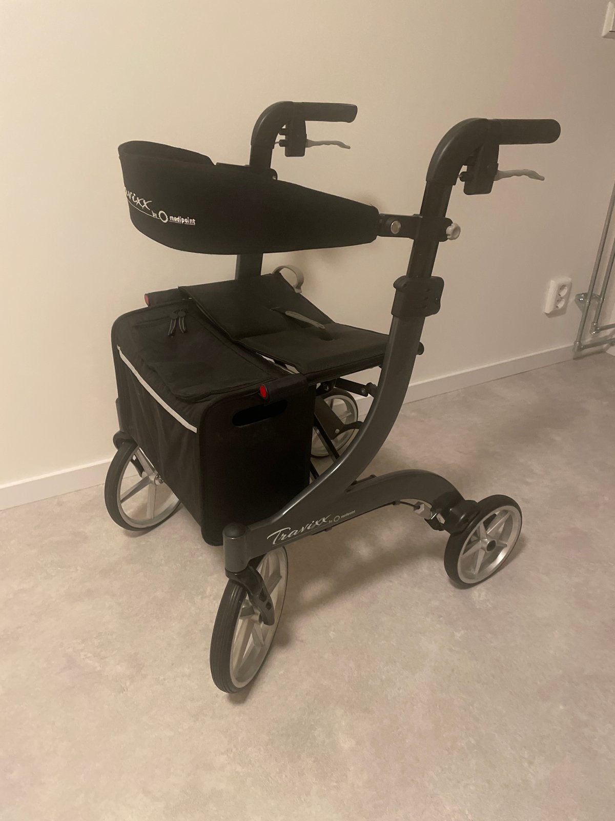 TRAVIXX by medipoint de luxe maat S, Diversen, Rollators, Ophalen, Opvouwbaar, Zo goed als nieuw