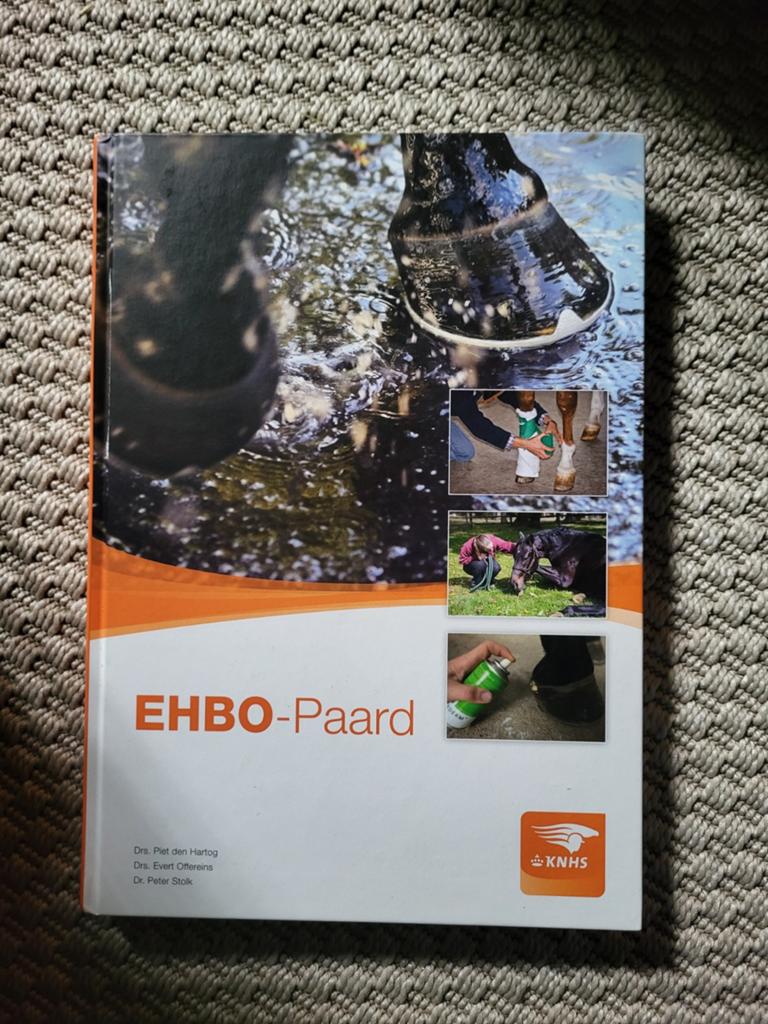 Piet den Hartog - EHBO-Paard, Boeken, Ophalen of Verzenden, Zo goed als nieuw, Balsport, Piet den Hartog; Evert Offereins; Peter Stolk
