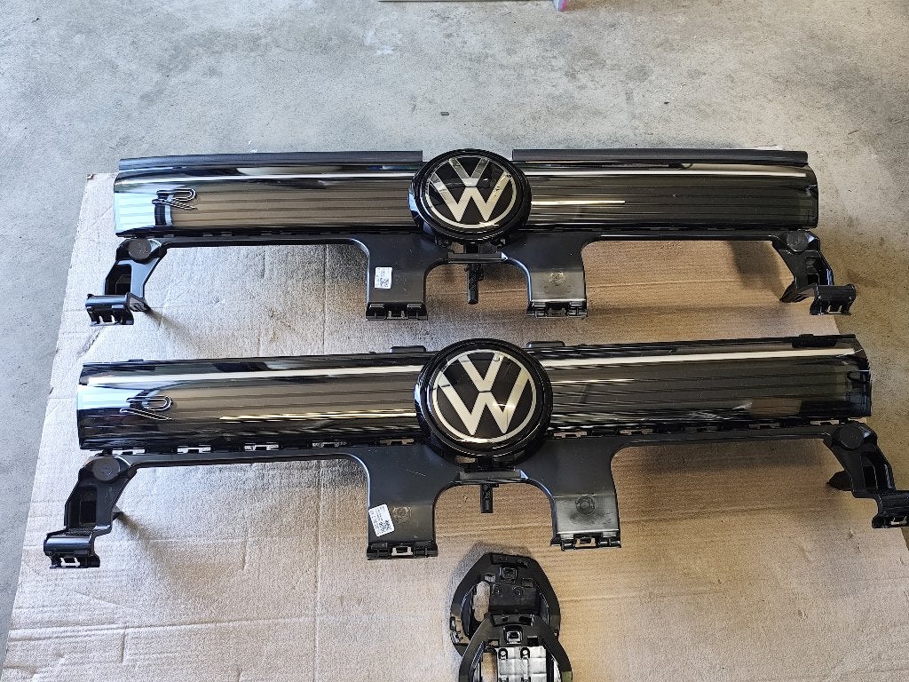 'R line Grill VW Tiguan 571. Grill VW logo met LED'., Ophalen of Verzenden, Nieuw, Volkswagen