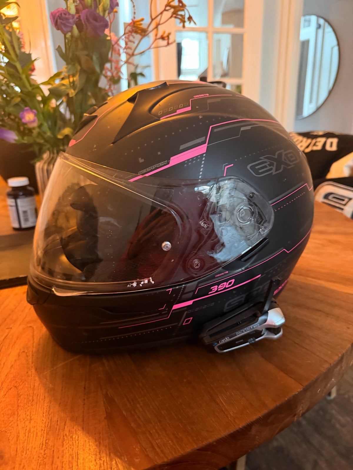 Scorpion EXO 390 Integraalhelm Zwart/Roze Maat S, Integraalhelm, S, Dames, Tweedehands