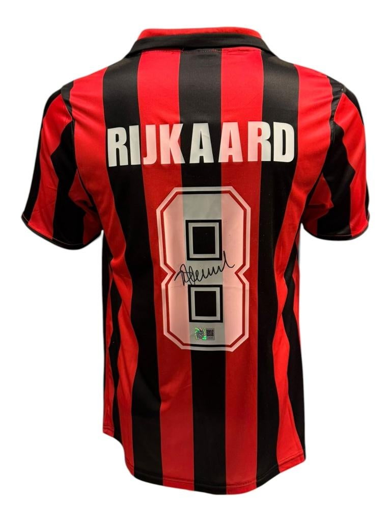 Frank Rijkaard AC Milan gesigneerd Retro Thuis Shirt, Verzamelen, Sportartikelen en Voetbal, Buitenlandse clubs, Soccersignings.nl