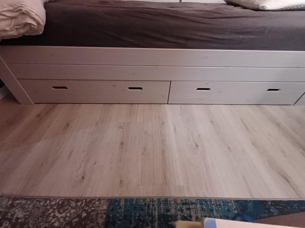 Lichtgrijs eenpersoonsbed met 2 opberglades, Huis en Inrichting, Slaapkamer | Bedden, Ophalen, Gebruikt, 90 cm, Eenpersoons