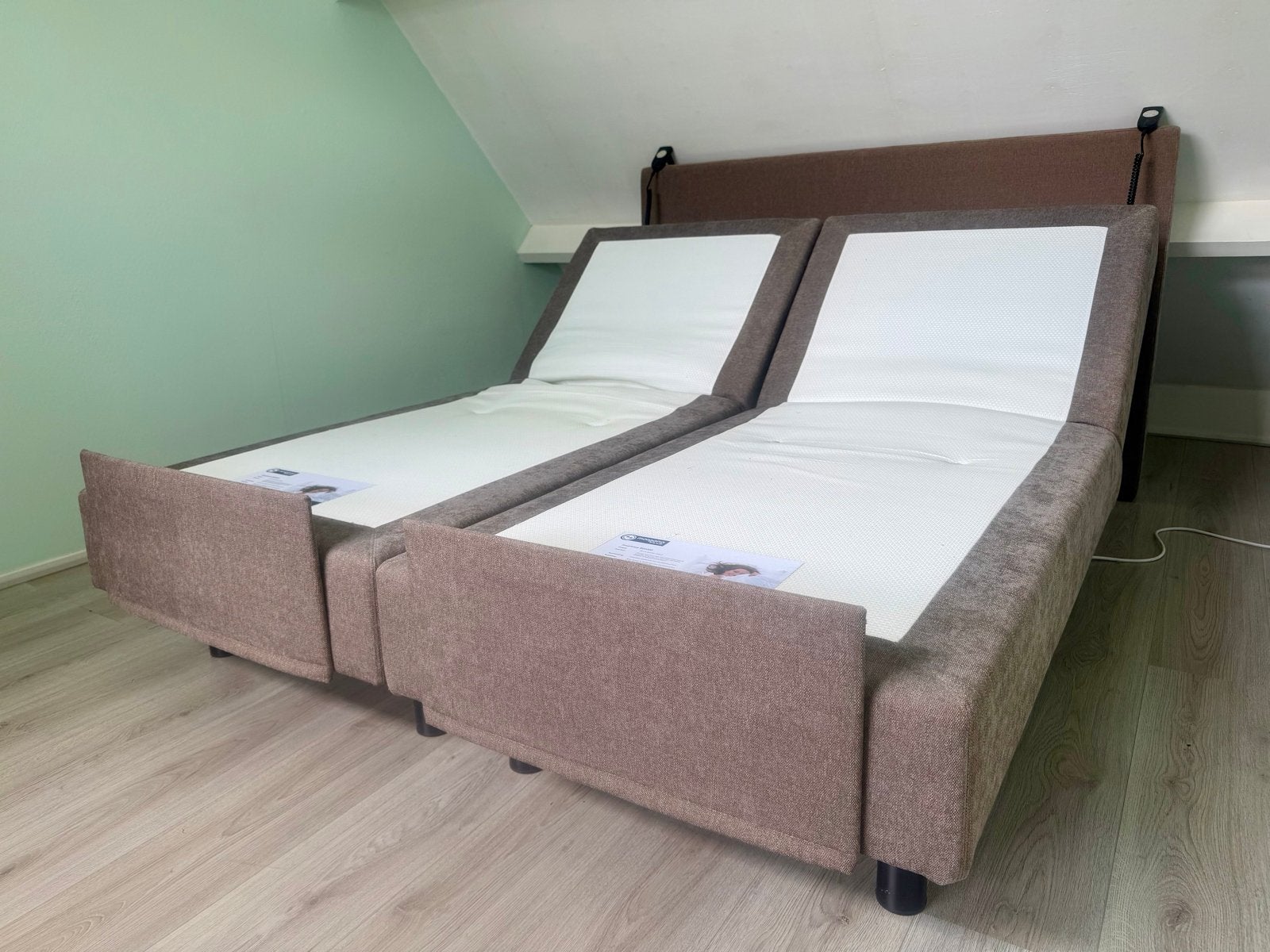 Morgana Elektrische Boxspring 160x200cm - Plus Perla Bruin, Huis en Inrichting, Ophalen, Bruin, Tweepersoons, 200 cm