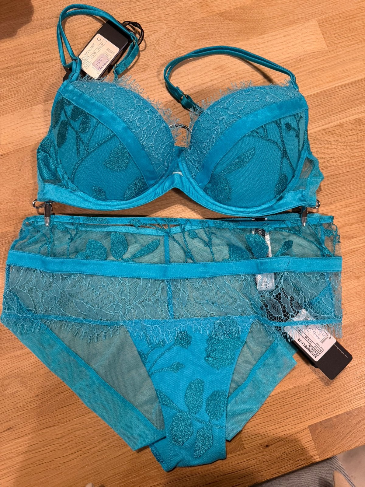 Andres Sarda bh 75C slip 38 NIEUW!! Bh €30, Ophalen of Verzenden, Blauw, BH