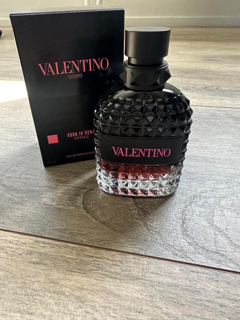 Valentino Born in Roma Intense EDP 100ml - Zo goed als nieuw, Ophalen of Verzenden, Zo goed als nieuw