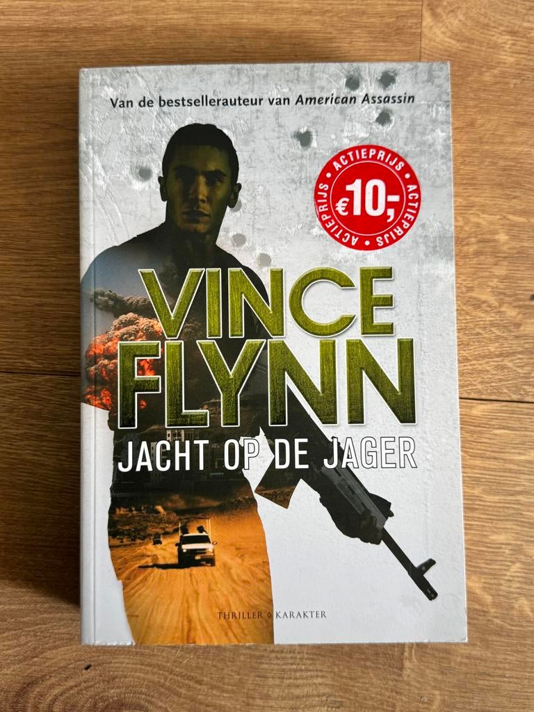 Vince Flynn - Jacht op de Jager (Thriller), Ophalen of Verzenden, Zo goed als nieuw, Nederland