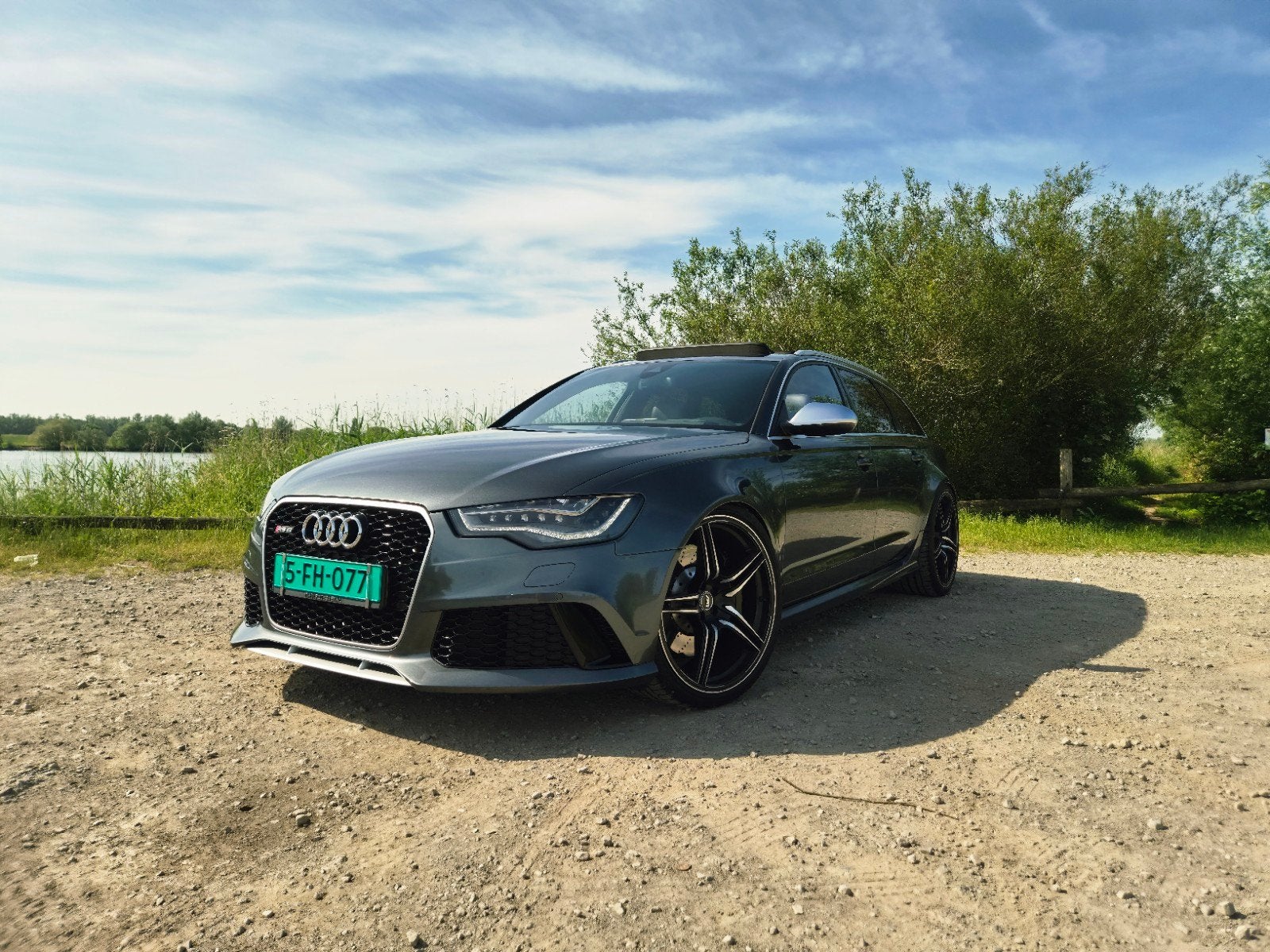 Audi RS6 4.0 445KW Quattro Avant 2014 Grijs, Auto's, Audi, Automaat, RS6, Vierwielaandrijving, Dealer onderhouden