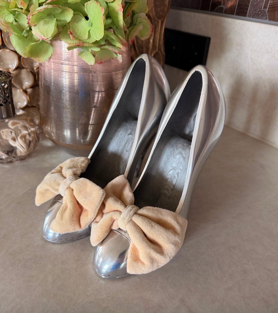 Rivièra Maison pumps decoratie, Huis en Inrichting, Overige materialen, Ophalen of Verzenden, Zilver, Landelijk