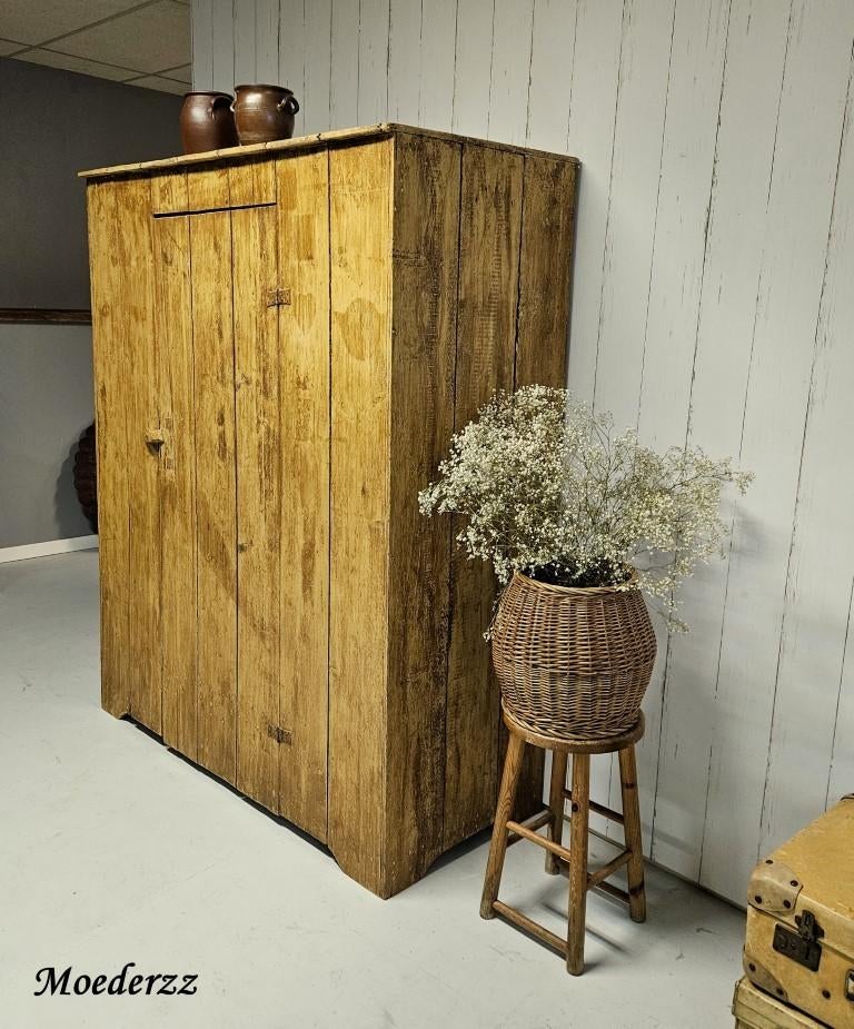 Oud Hollandse kast, Ophalen