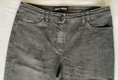 Gerry Weber jeans maat 42 slim style, Kleding | Dames, Spijkerbroeken en Jeans, Ophalen of Verzenden, Zo goed als nieuw, Grijs