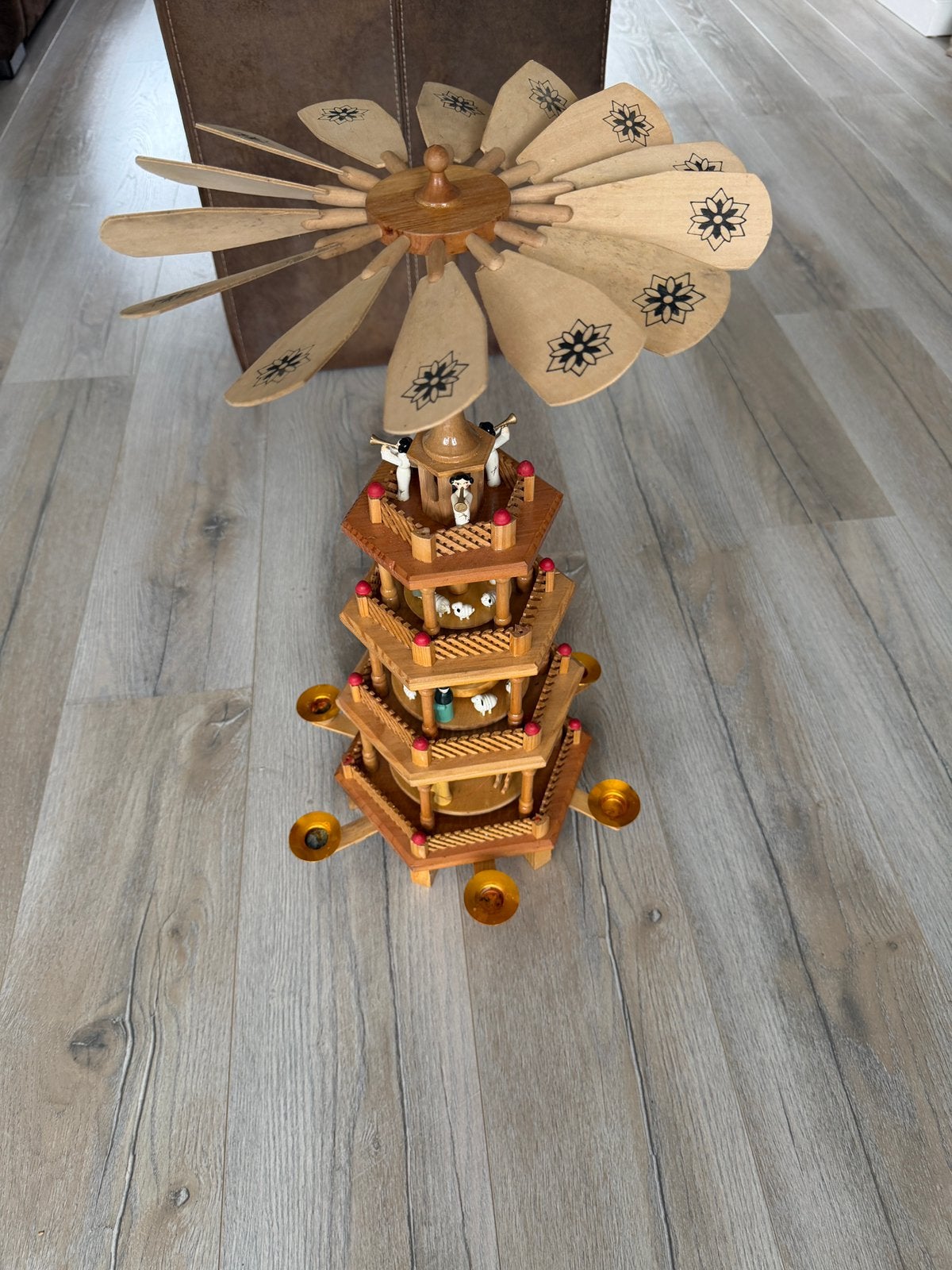 Kerst piramide, Diversen, Kerst, Ophalen of Verzenden, Zo goed als nieuw