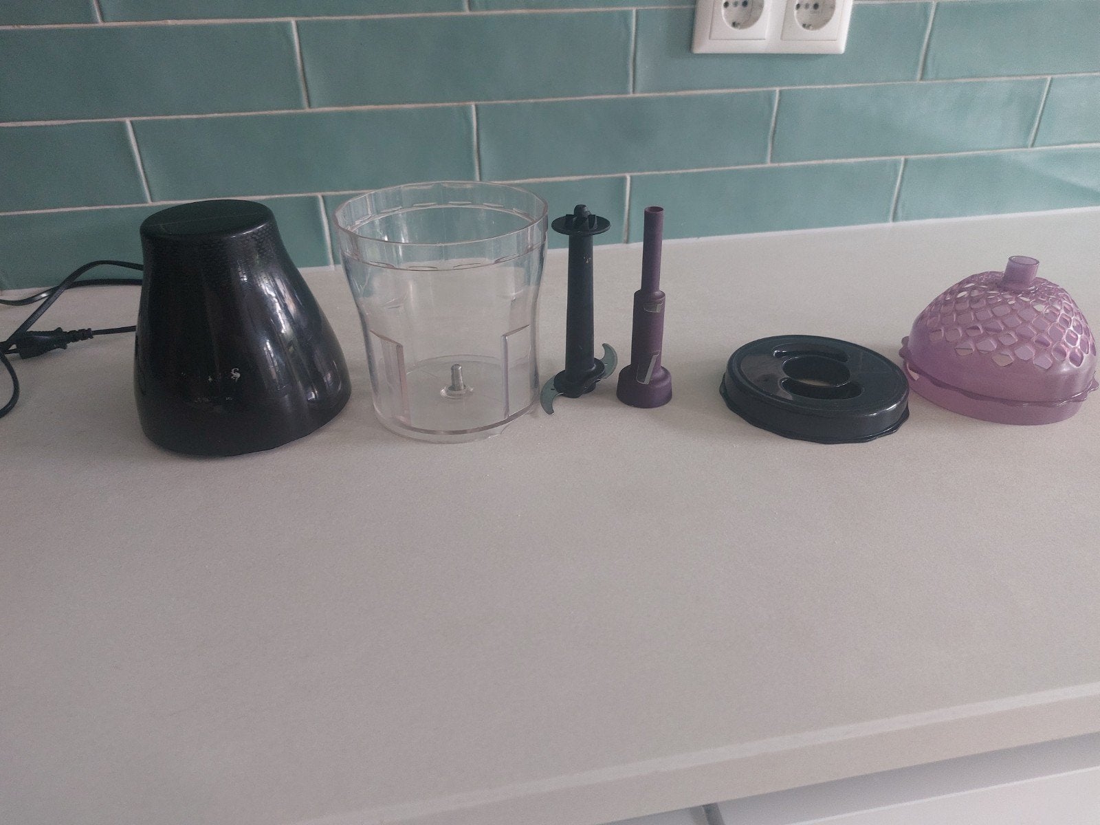 Compacte Keukenmachine/Hakmolen - Zwart/Paars, Ophalen, Gebruikt, Vaatwasserbestendig, Minder dan 1 liter