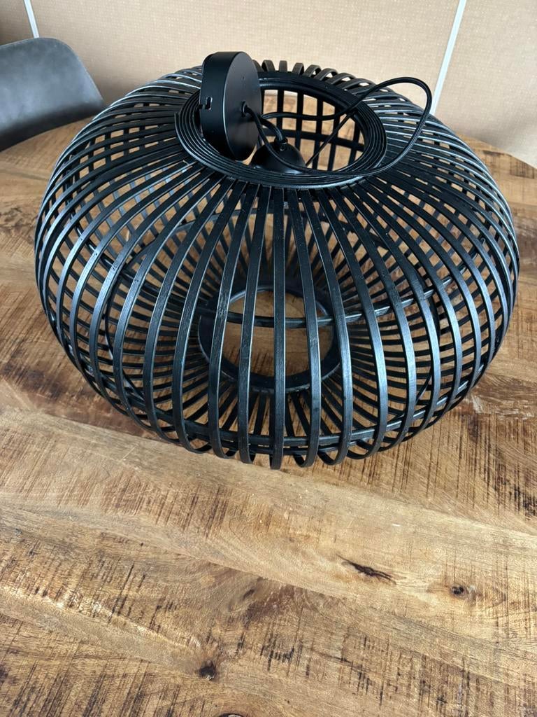 Zwarte rieten lamp, Ophalen, Zo goed als nieuw
