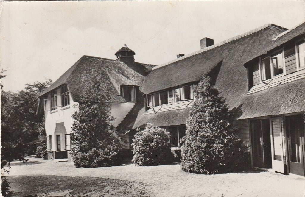 bilthoven- het broederschapshuis, Ophalen of Verzenden, Friesland