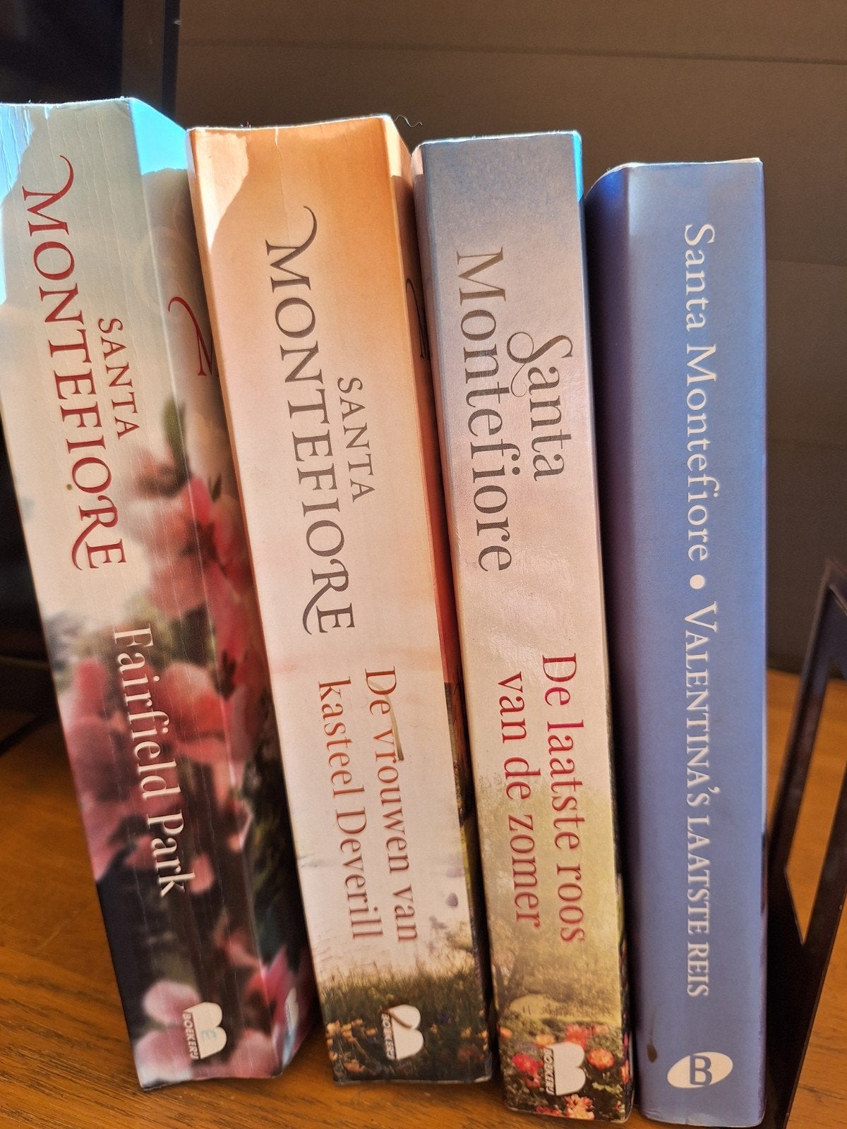 Santa Montefiore boeken - 4 romans, Boeken, Ophalen of Verzenden, Zo goed als nieuw, Santa Montefiore, Nederland