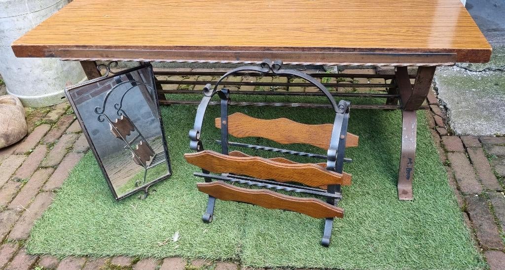 Salontafel 118.5x49x46, krantenbak, spiegel gesmeed staal, Ophalen, Minder dan 50 cm, Gebruikt, 100 tot 150 cm