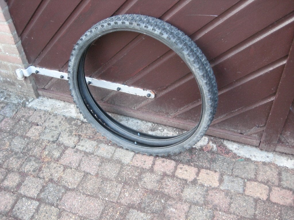 te koop 2 crossbanden met binnenbanden 26 - 1,95 inch, Ophalen, Gebruikt, Mountainbike