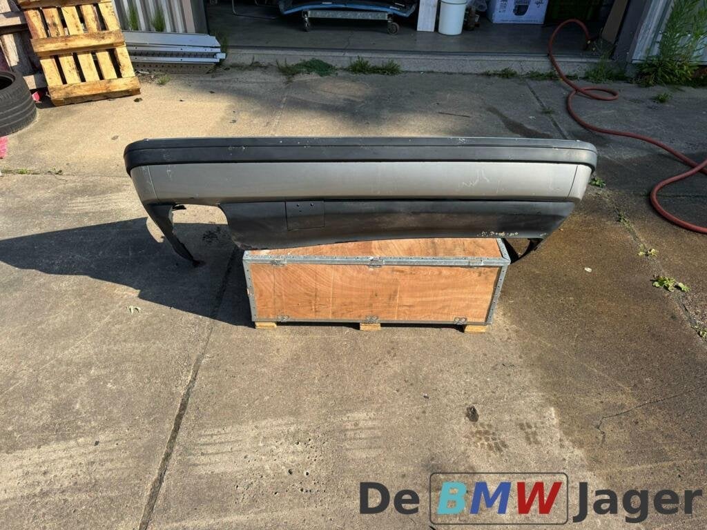 Achterbumper grijs BMW 7-serie E32 51121908570, Gebruikt, Ophalen of Verzenden, Achter, Bumper