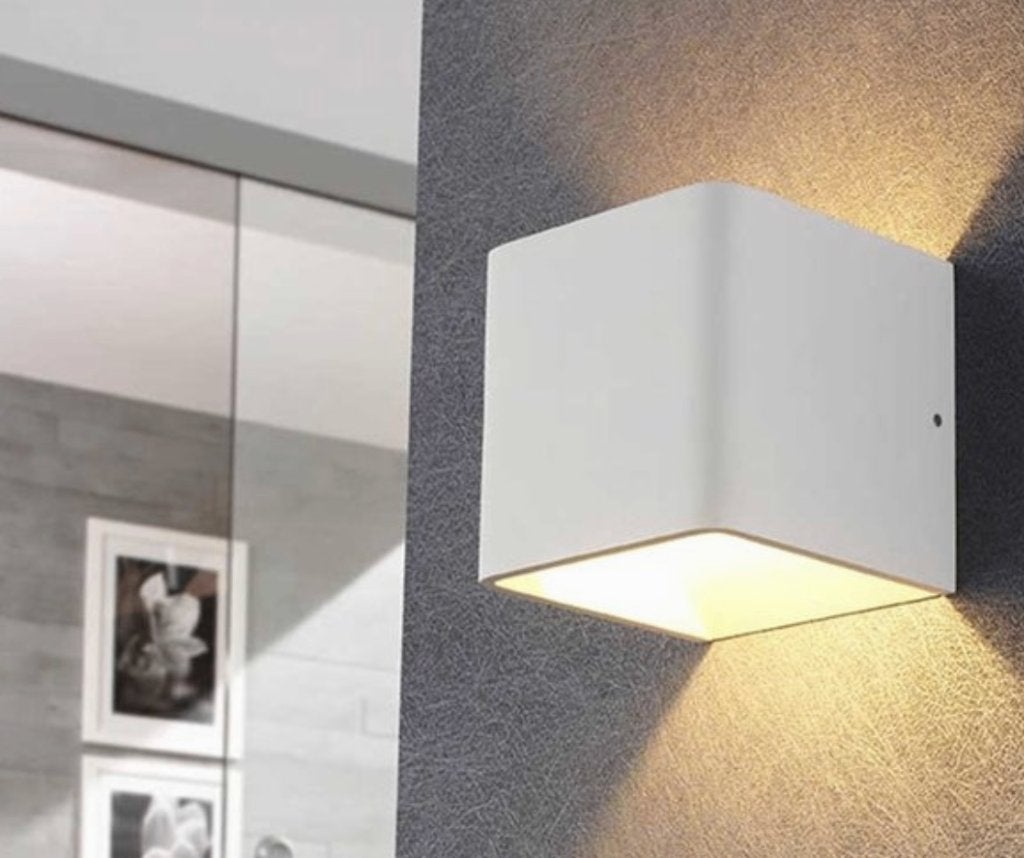 Wandlamp Fulda - Wit Artdelight, nieuw in doos, Dimbaar, Nieuw, Overige fittingen, Ophalen of Verzenden