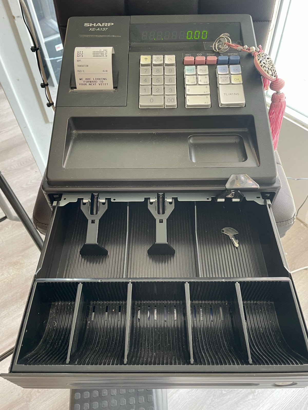 Sharp XE-A137 Kassa met Kassalade, Verzamelen, Elektronische Apparatuur, Ophalen of Verzenden
