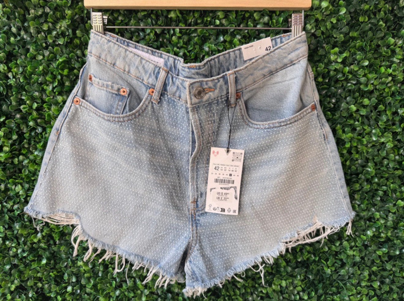 Zara denim short met glitters – maat XL – NIEUW met kaartje, Kleding | Dames, Spijkerbroeken en Jeans, Ophalen of Verzenden, Zo goed als nieuw