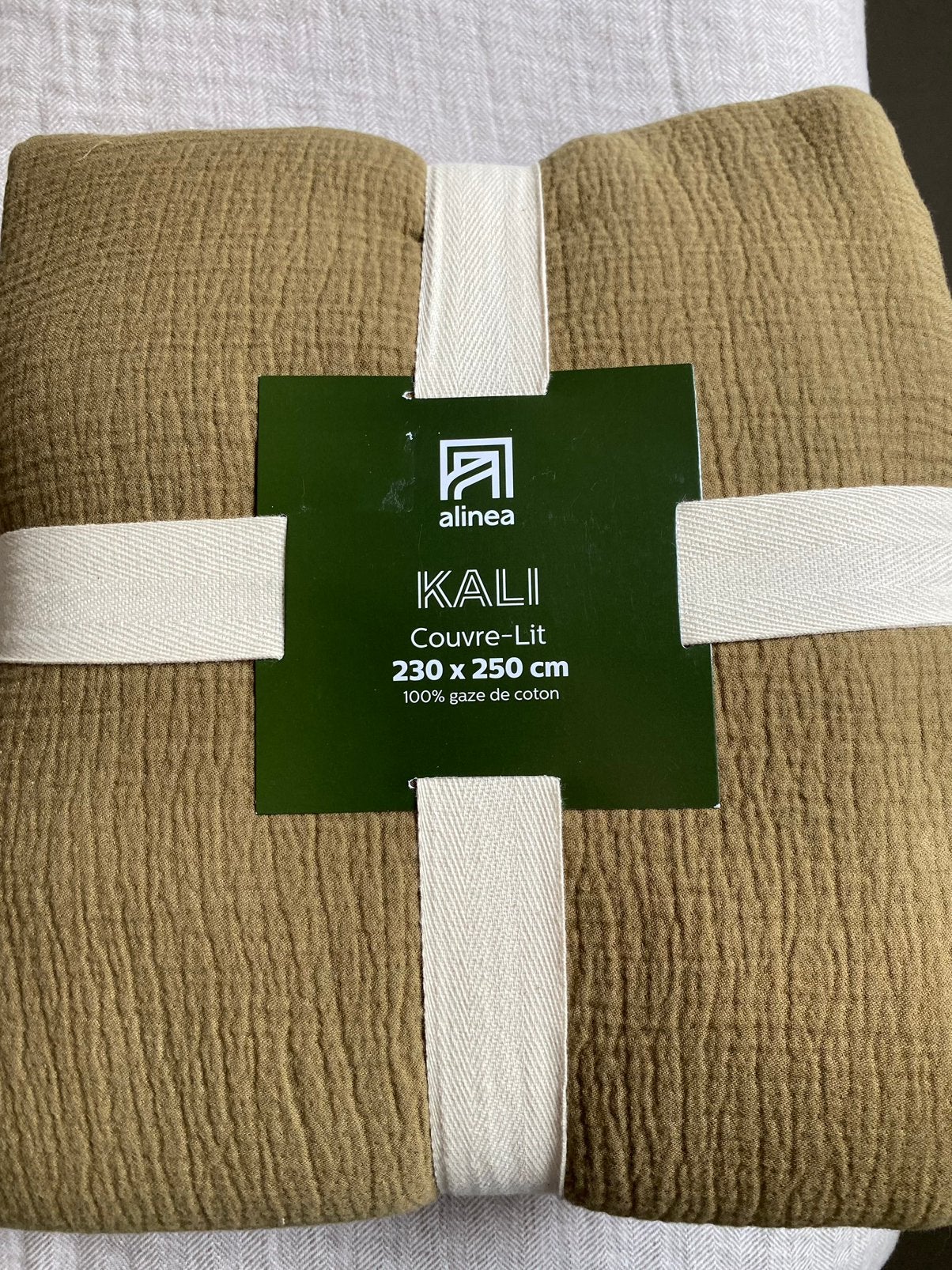 Grote katoenen sprei van KALI 230x250, Katoen, Tweepersoons, Ophalen of Verzenden, Zo goed als nieuw