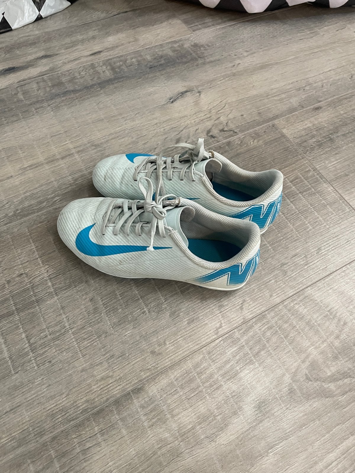 Nike Mercurial Voetbalschoenen - Lichtblauw, Sport en Fitness, Voetbal, Gebruikt, Maat XS of kleiner, Schoenen, Ophalen of Verzenden