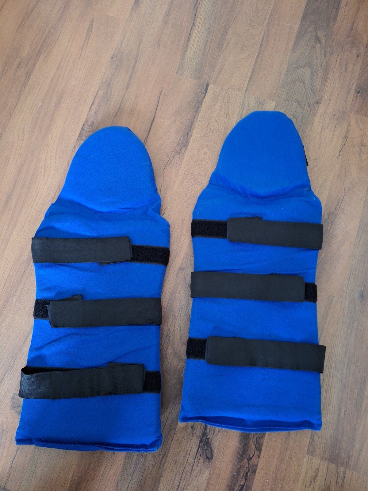 te koop knie en scheenbeen beschermes, Ophalen, Zo goed als nieuw