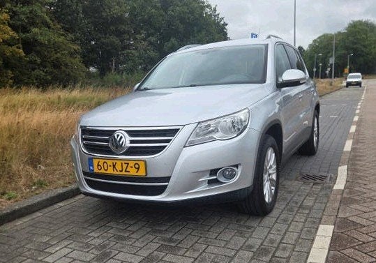 Volkswagen Tiguan 2.0 Tfsi 125KW 4MOTION 2010 Grijs, Auto's, Stof, Elektronische parkeerrem, 4 cilinders, 1984 cc