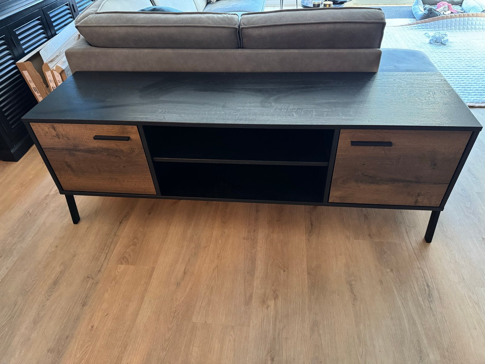 Tv meubel zwart/houtlook, Ophalen, 150 tot 200 cm, Zo goed als nieuw, Minder dan 100 cm