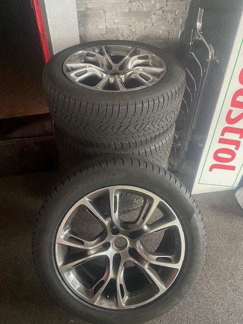 Winterset JEEP Grand Cherokee 20" 6.4L Hemi, Auto-onderdelen, Banden en Velgen, Ophalen, Gebruikt, 295 mm, Banden en Velgen