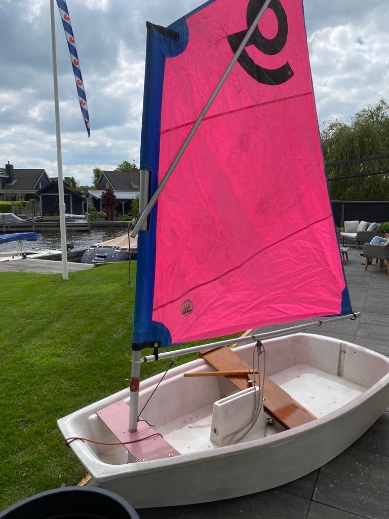 Optimist, Ophalen, Zo goed als nieuw, Overige typen, Minder dan 15 m²