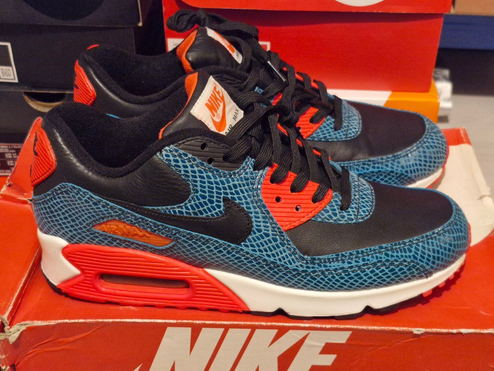 Nike Air Max 90 Anniversary 'Python' - us 9.5 eur 43, Blauw, Nike, Ophalen of Verzenden, Sneakers of Gympen