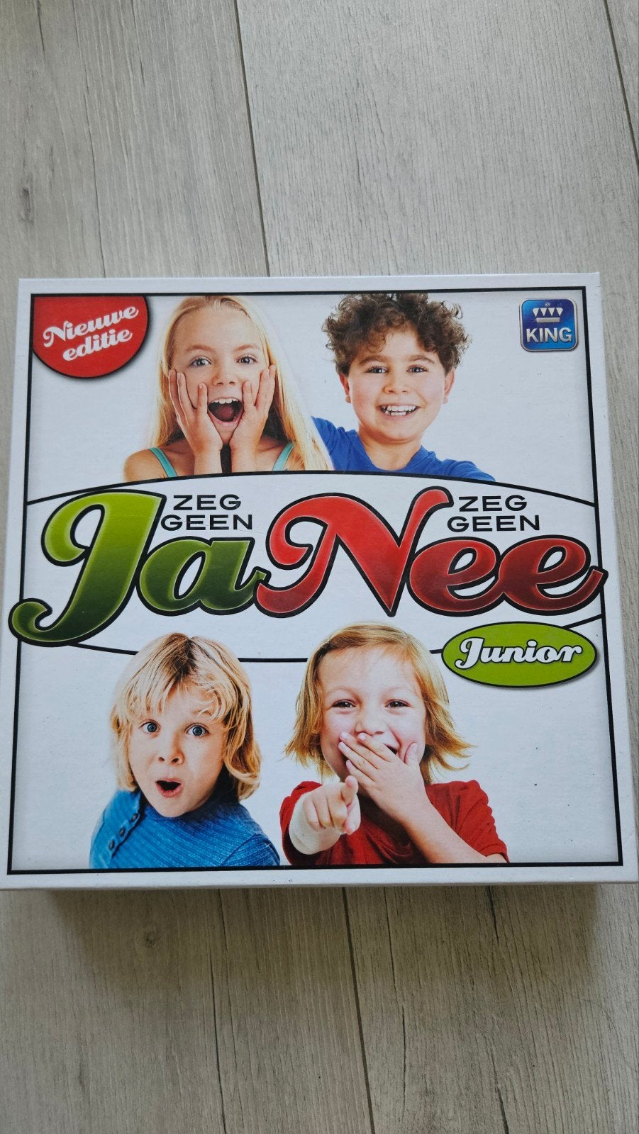 Zeg Geen Ja Nee Junior - Het Knettergekke Kaartspel, Drie of vier spelers, Ophalen of Verzenden, Zo goed als nieuw, King