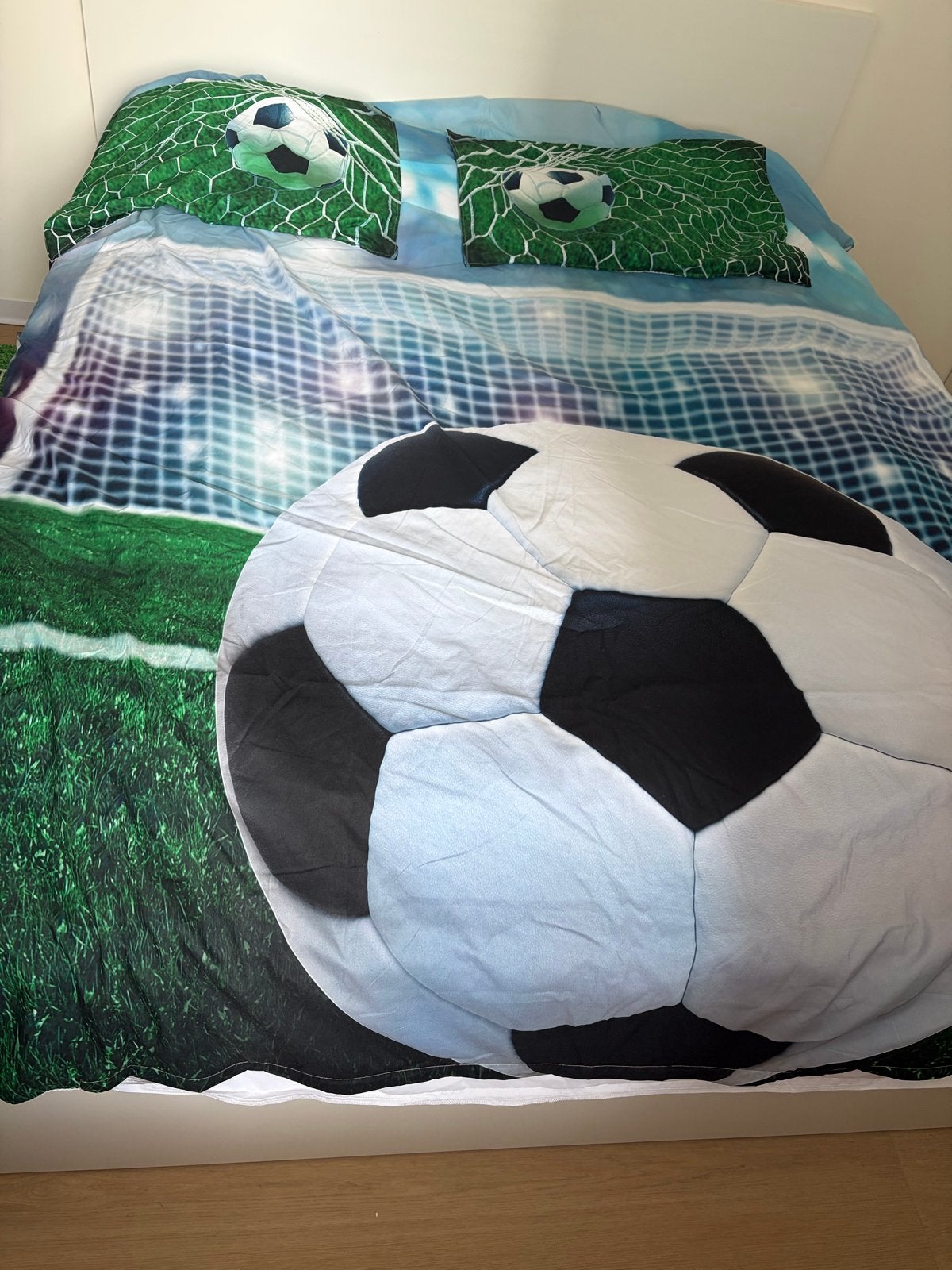 Voetbal dekbedovertrek met 2 kussenslopen - Zo goed als nieu, Ophalen of Verzenden, Zo goed als nieuw, Meerkleurig, Overige typen