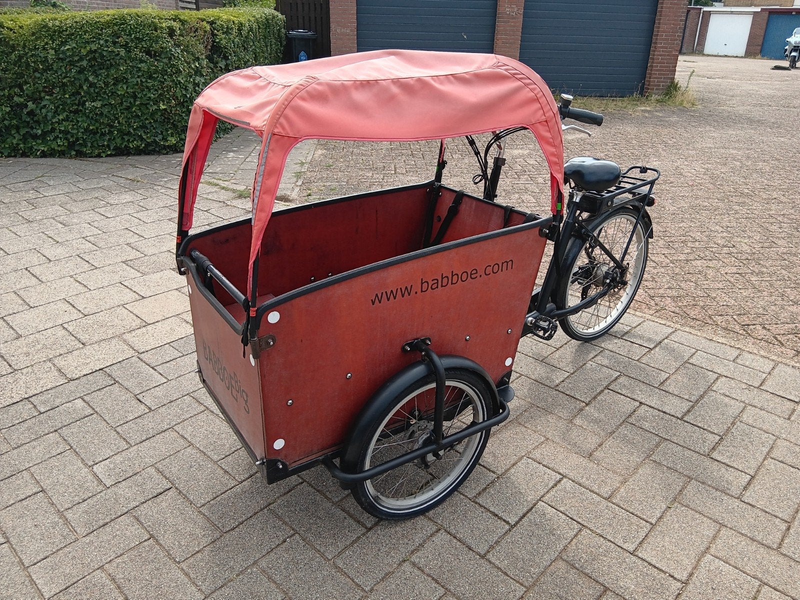 OVERCOMPLETE BABBOE BAKFIETS MET 2X ACCU STRAND/HOND/KIDS, 4 kinderen of meer, Gebruikt, Elektrisch, Schijfrem