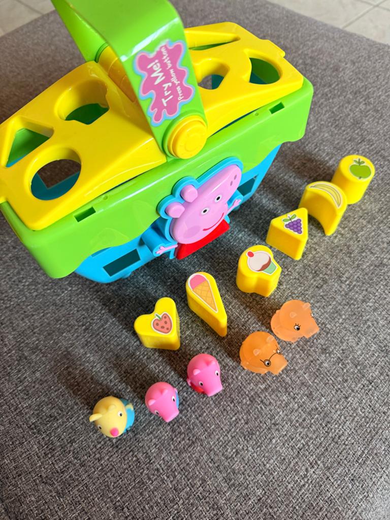 Peppa Pig Boodschappenmandje Vormenstoof, Ophalen of Verzenden, Zo goed als nieuw, Overige typen, Met geluid