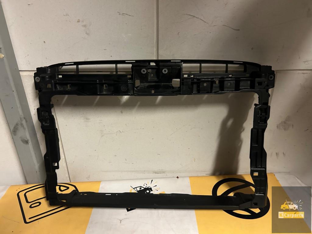 VW Passat B8 3G Front 3G0805588L 3G0805588AC