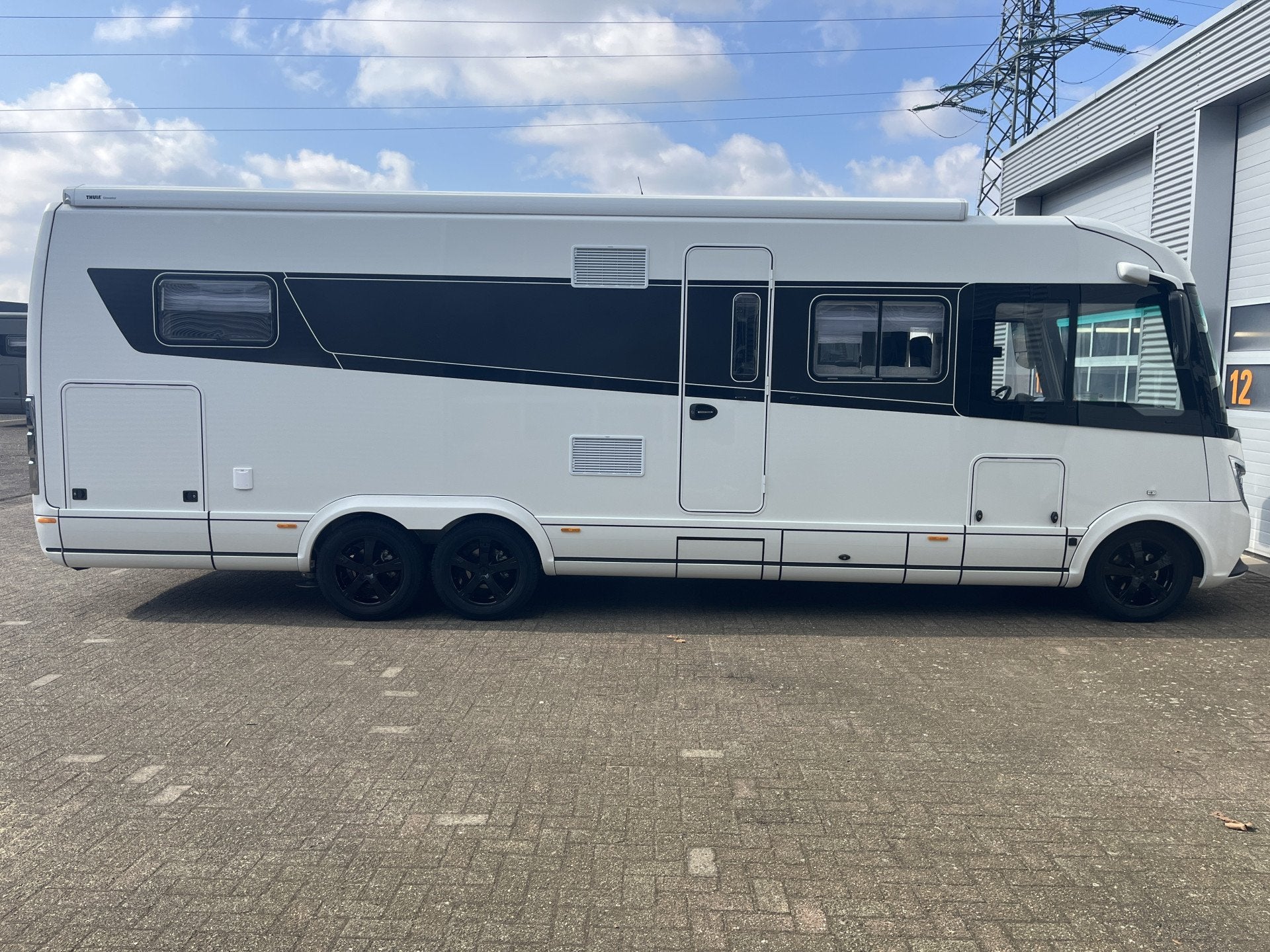 Caravans And Camping Niesmann