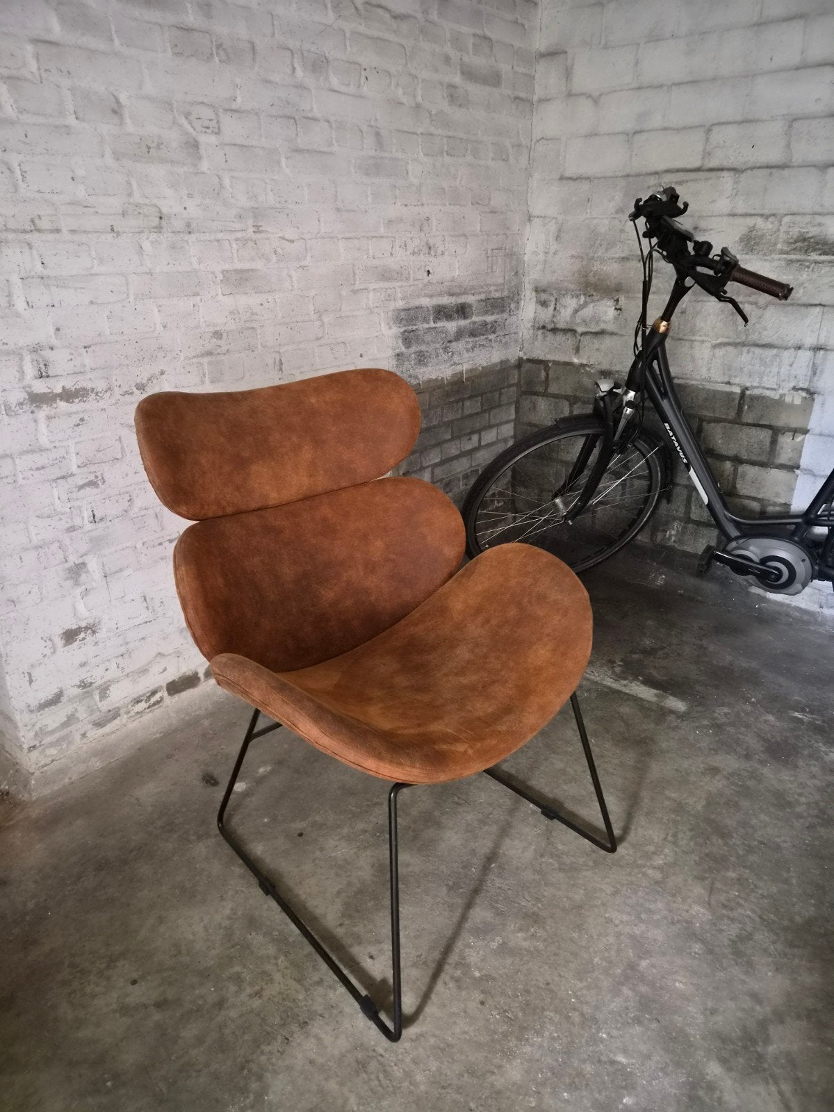 fauteuil cognac suede, Ophalen, Zo goed als nieuw, Bruin, Eén