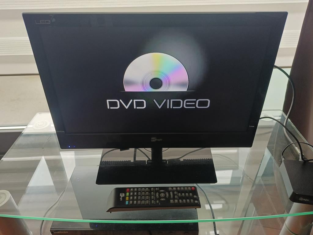 tv met dvd speler werkt perfect HDMI USB, Ophalen, Onbekend