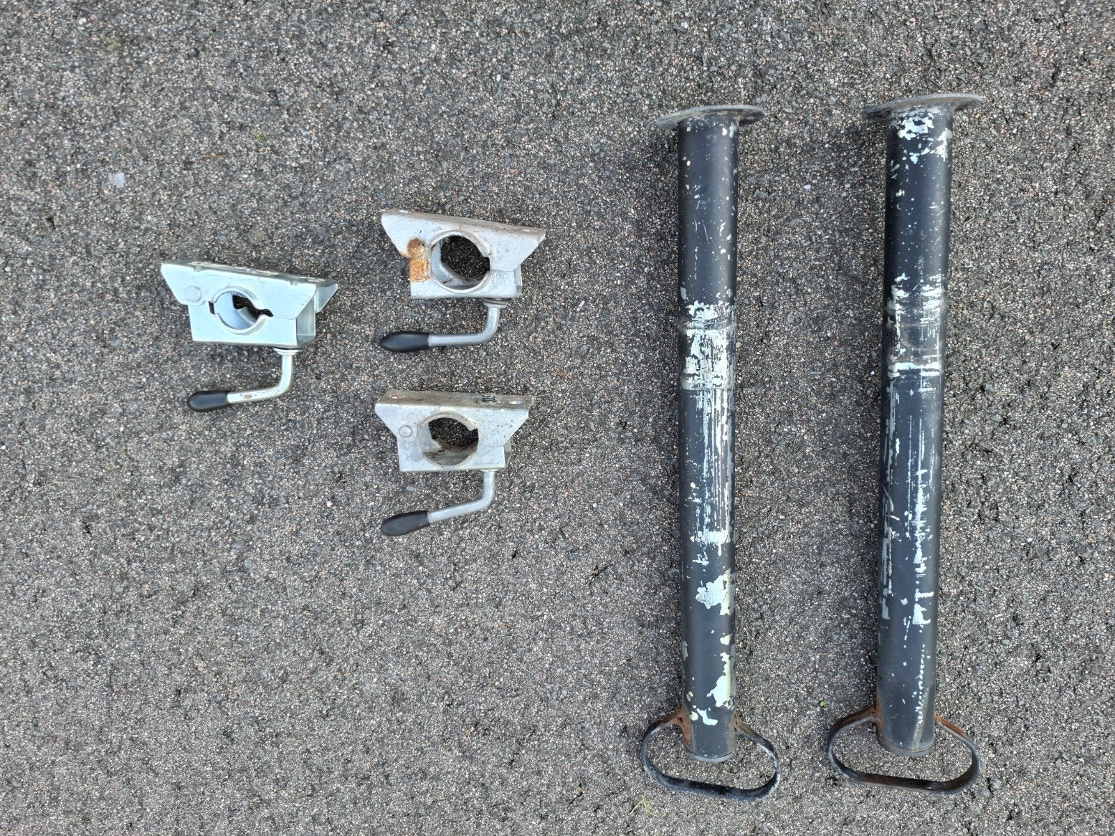 Aanhanger neuswiel klemmen en stabilisatie steunen, Ophalen of Verzenden