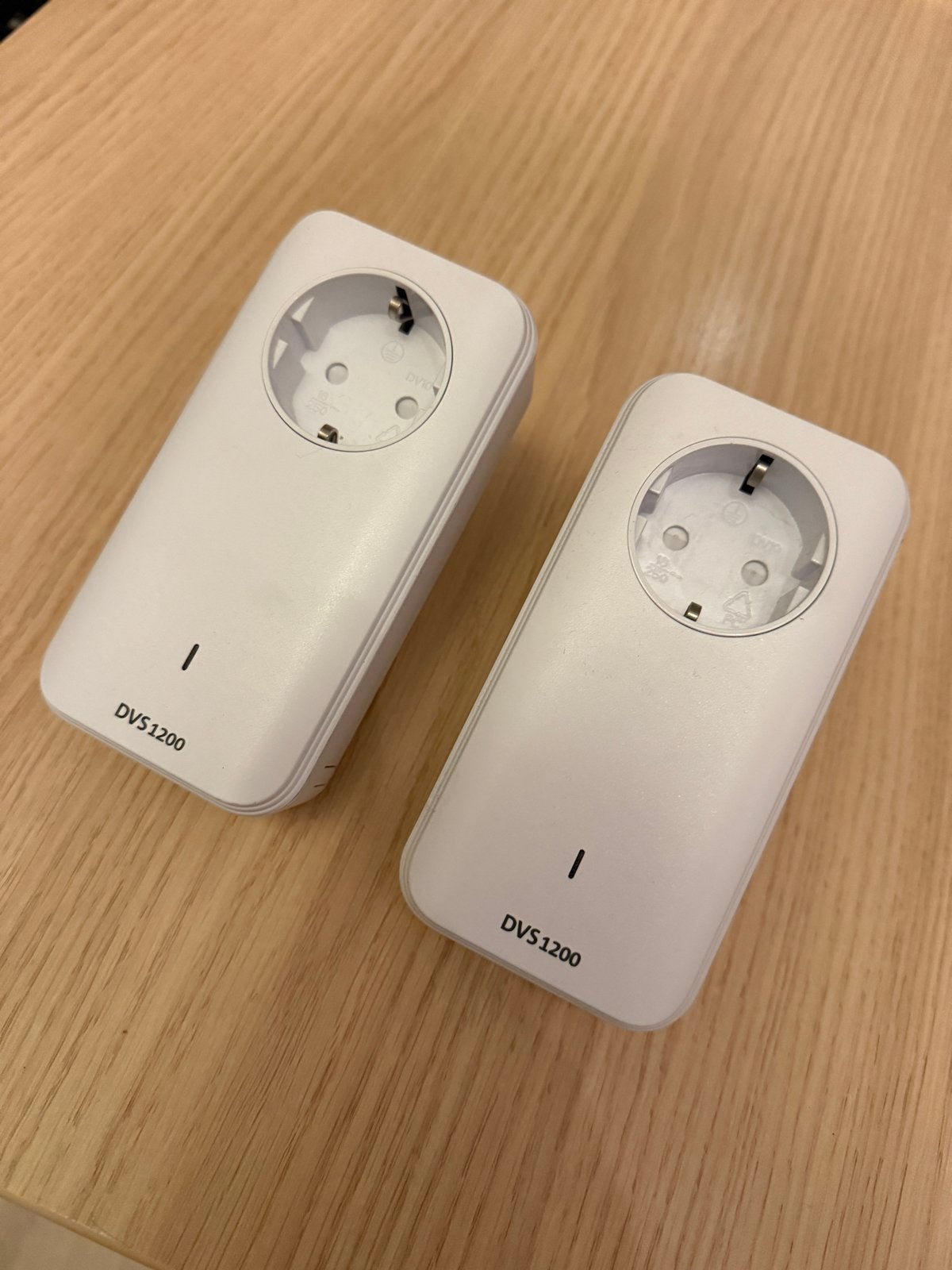 Devolo DVS 1200 Powerline Adapters (2 stuks), Ophalen of Verzenden, Zo goed als nieuw